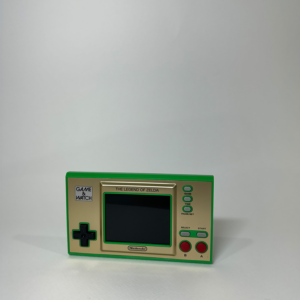 I only took a photo of this object straight on as there isn&rsquo;t many positions the console can remain both visible and upright.